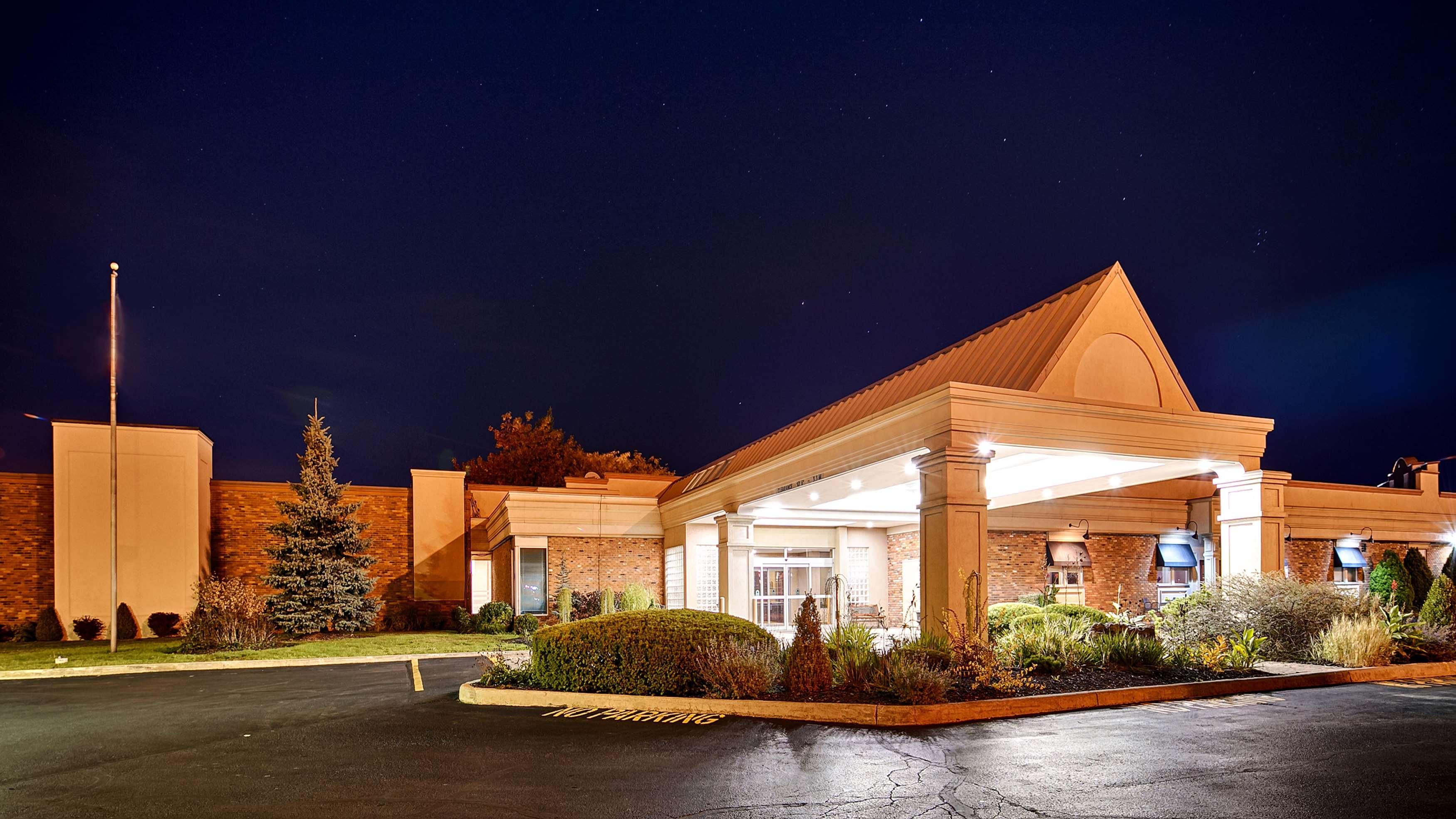 Best Western St Catharines Hotel & Conference Centre Saint Catharines Exterior photo